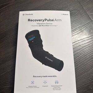 Therabody RecoveryPulse Arm Vibration Device - Medium